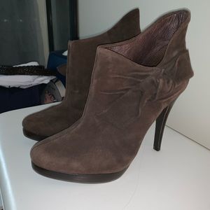 Aldo Women’s Brown Suede Stiletto